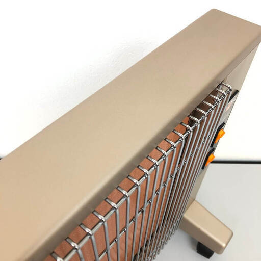 サンルミエ　エクセラ5　遠赤外線暖房器　N500LS-GR 日本遠赤外線 サンルミエ・エクセラ5 N500LS-GR （シャンパン