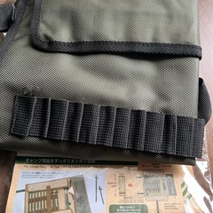 キャンプ用品　スチールペグと収納ポーチ
の画像