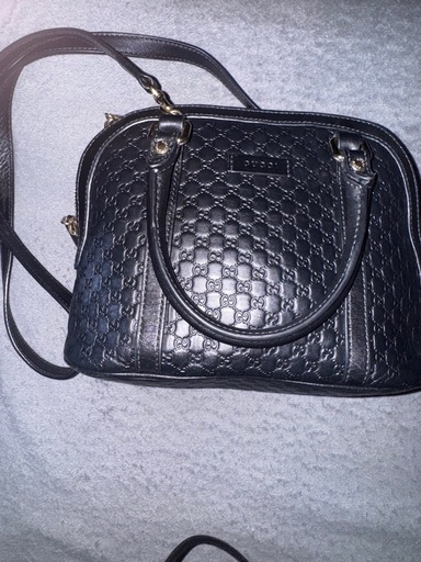 GUCCI 御殿場アウトレット購入（本日発送します）