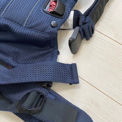 ベビービョルン抱っこ紐　ベビーキャリア ONE KAIの画像