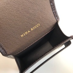 M【未使用品】NINA RICCI ニナリッチ シガレットケース 小物入れ ブラウン 箱あり 高島屋の画像