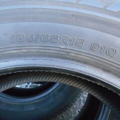 BRIDGESTONE BLIZZAK VRX3　スタッドレスタイヤ 195/65/R15 【室内保管】4本の画像