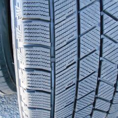 BRIDGESTONE BLIZZAK VRX3　スタッドレスタイヤ 195/65/R15 【室内保管】4本の画像