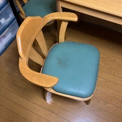 ダイニングテーブル、椅子セット。の画像