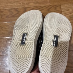 アディダス　スニーカー　23.5cmの画像