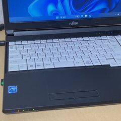 ノートパソコン富士通 Win11の画像