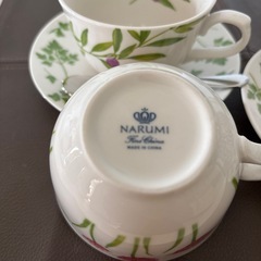 未使用　NARUMI カップ & ソーサーの画像