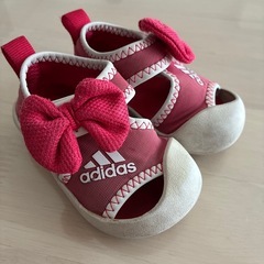 adidasサンダル11.0cmの画像