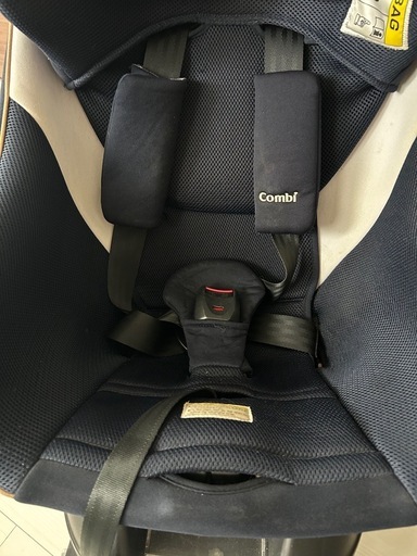 Combi クルムーヴ　スマート　ISOFIX　チャイルドシート