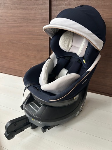 Combi クルムーヴ　スマート　ISOFIX　チャイルドシート