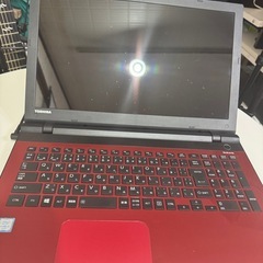 ケース付き TOSHIBA dynabook ノートパソコンの画像