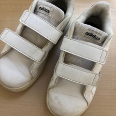 adidas 16cm  グランドコート　スニーカー　靴　男の子の画像