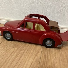 シルバニア 赤い車の画像