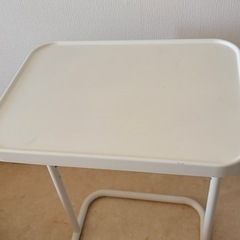 IKEA 
テーブルの画像