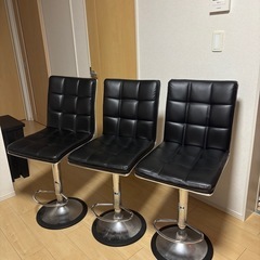 キッチンカウンター・カウンターチェアの画像