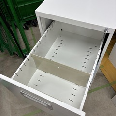 ファイリングキャビネット　A4サイズ対応　書類収納の画像