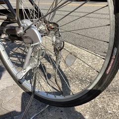♪ジモティー特価♪夜も安心！自動点灯ＬＥＤオートライト付き　２６型中古自転車の画像