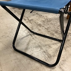 I2510-316 upland 折りたたみアウトドアチェア ネイビー 中古の画像