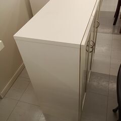 ★リユースのサカイ千葉中央店★  食器棚  H90×D38×W90 クリーニング済み TC4949の画像