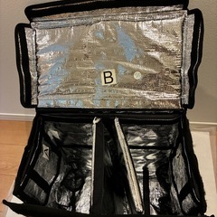 Uber Eats 配達バッグ（約1か月使用・状態良好）の画像