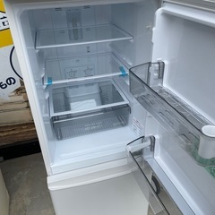 高年式‼️2025年製三菱2ドア冷蔵庫 MR-P15K 146Lの画像
