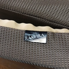 お近くでしたらお届け可能です‼︎西川 RAKURA体圧分散 マットレス シングル 丸巻き 三つ折りの画像