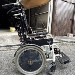 子供用車椅子
の画像