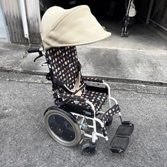 子供用車椅子
の画像