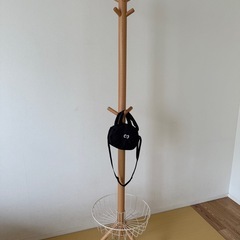 無印良品　コートハンガー　ブナ材の画像