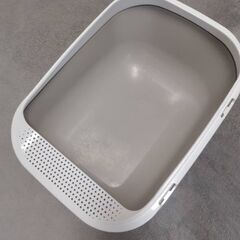 猫の大型トイレ譲ります1000円の画像