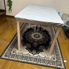 テーブルのみの画像