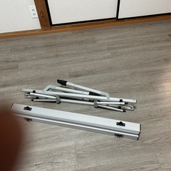 キャンプ用　ケシュア　 折りたたみ式アルミテーブル　高さ調整可能の画像