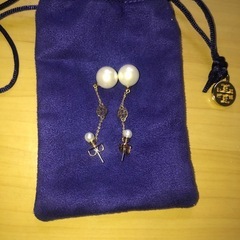 美品　Tory Burch パールピアス💍の画像