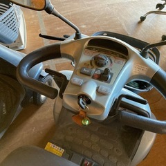 電動カート スズキ セニアカー 2台まとめて 部品取りやニコイチに。 の画像