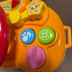 アンパンマン　おでかけどこでもメロディ
ハンドル　運転手の画像