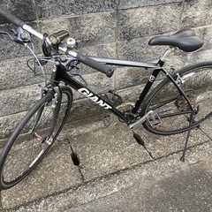【ジャイアント】エスケープR3 ブラック　Mサイズ　チェーン新品❗️サイドスタンド、ドリンクホルダー付　若林自転車　膳所店　SALE中❗️の画像