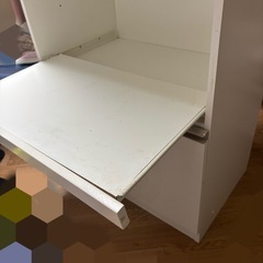 食器棚の画像