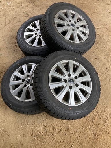 スタッドレスタイヤ　ホイール付き　4本セット　195/65R15