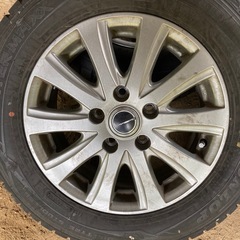 スタッドレスタイヤ　ホイール付き　4本セット　195/65R15の画像