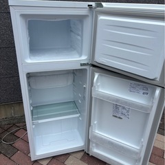 （運搬費込）Hisense 2019年製　120Lの画像