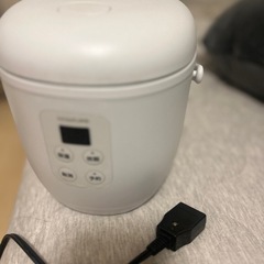 コイズミ　ミニ炊飯器の画像