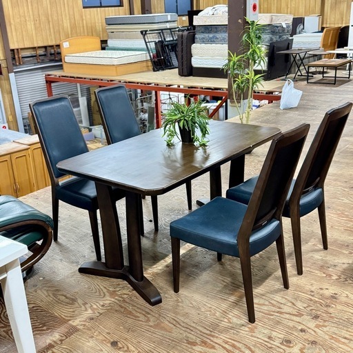 A1645 ?配送♻️設置可能‼️カリモク　家具 チタノ5点セットダイニングテーブルセット