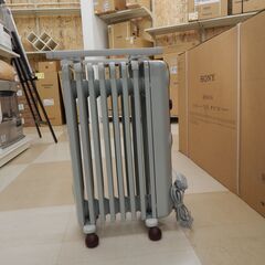 札幌市 清田区/デロンギ DeLonghi オイルヒーター ホワイト+ブラウン JR0812 タオルハンガー付きの画像