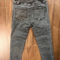 branshes ジーンズ　100サイズ　子供服の画像
