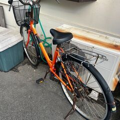 大阪桃谷！！中古のオレンジの自転車　タイヤ交換済み　鍵有りの画像