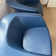 ADALのデザイナーズチェア２脚セットの画像