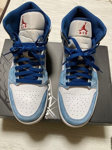 エアジョーダンハイパーロイヤルmid