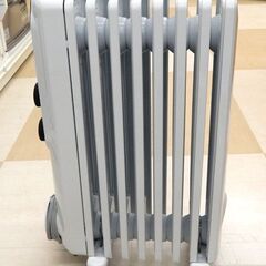 札幌市 清田区/デロンギ DeLonghi アミカルド オイルヒーター 新L字型フラットフィン ピュアホワイト×ダークグレイの画像
