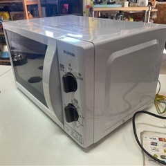 アイリスオーヤマ　電子レンジ　IMB-T176-5-W　2020年製　家電　ターンテーブル　ホワイト　稼働確認済　中古　④の画像