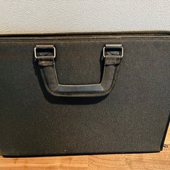 書類バックの画像